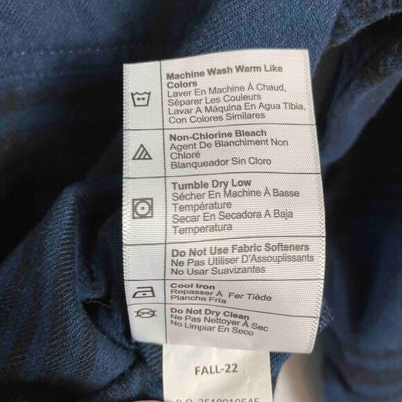 Carhartt Rugged Flex Relaxed Fit Midweight Flannel Long-Sleeve Tunic Womens Sz L - Picture 6 of 10